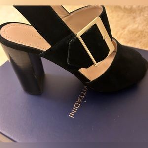 Adrienne Vittadini Black Suede Block Heel Sandals with Gold Buckle Size 6.5